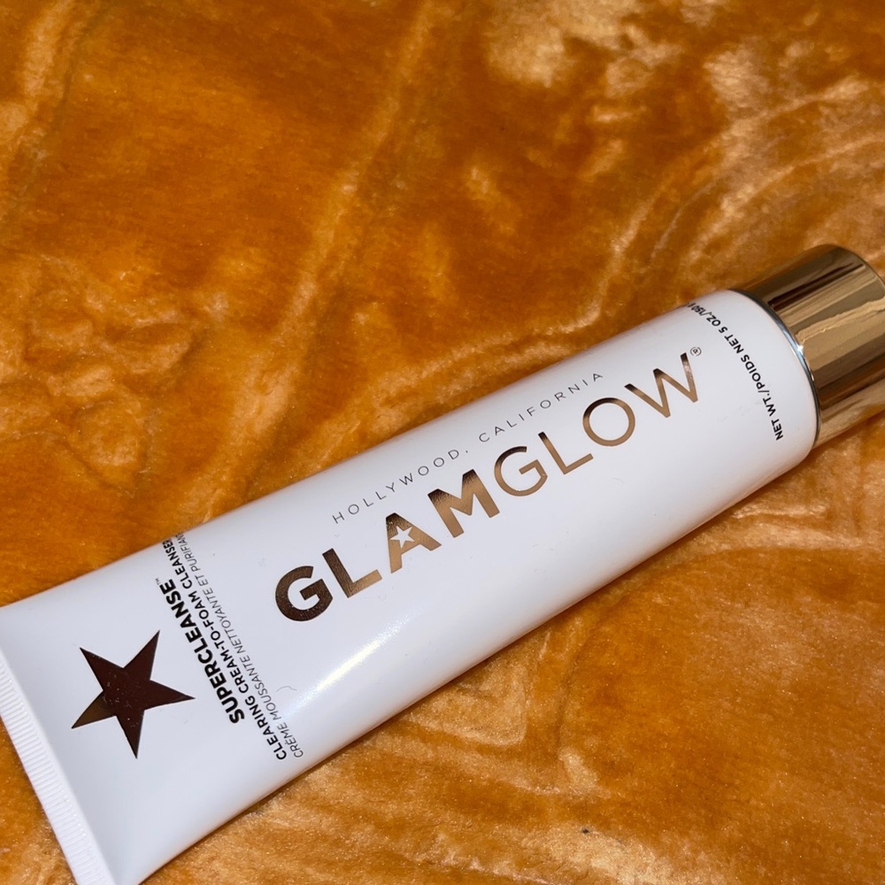GlamGlow Supercleanse Clearing Cream to Foam Cleanser